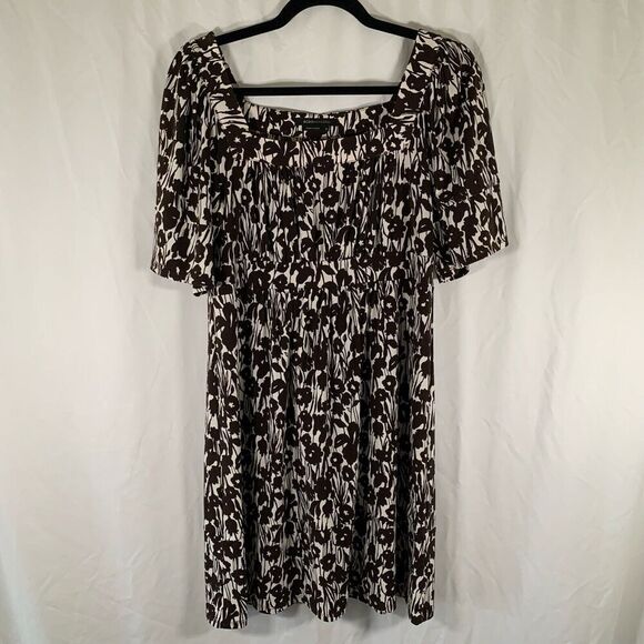 BCBGMaxazria Mini Dress Women's Medium Brown Floral Square Neck Short Sleeve - Picture 1 of 10
